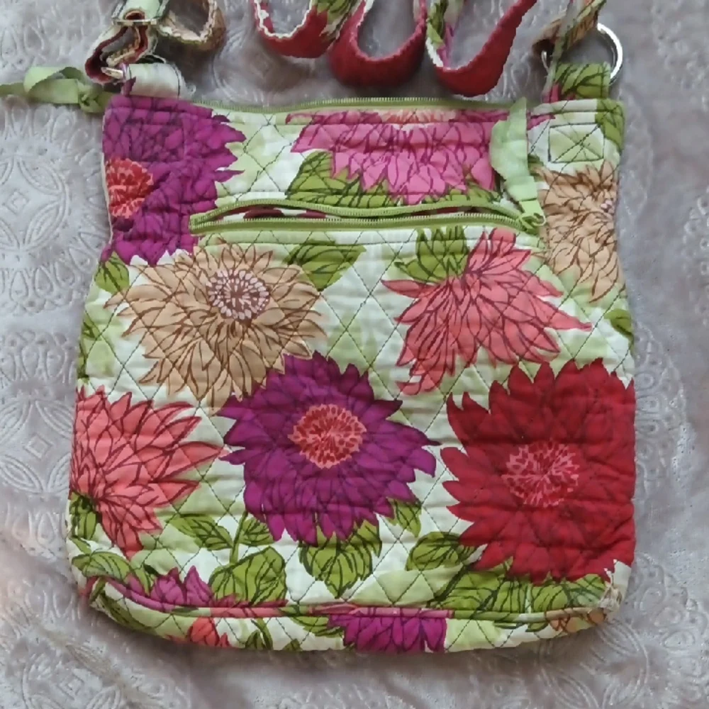 Vera Bradley Pink and Green Floral Crossbody Bag - Picture 5 of 8